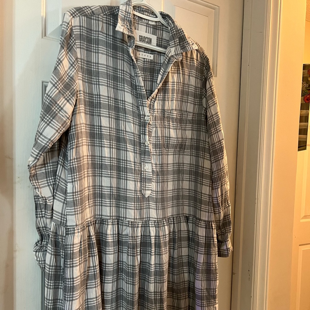 Grayson Changemaker Midi dress in soft grey